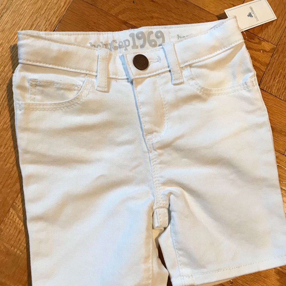 Gap girls Bermuda shorts
